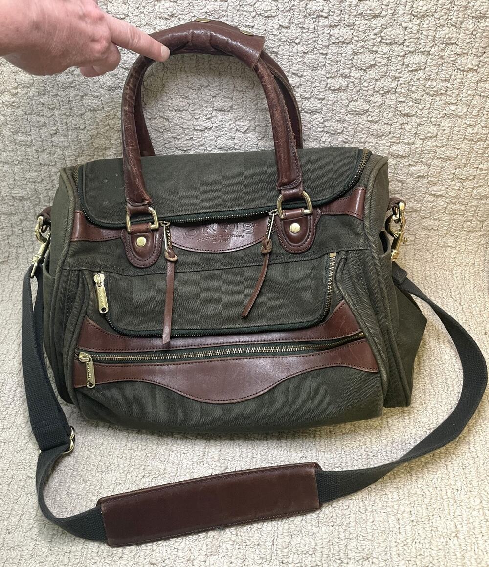 Orvis Bag Fly Fishing Water Resistant Lining Battenkill Olive Canvas Leather